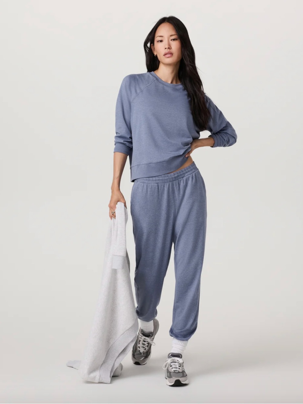 VUORI Long Sleeve Halo Crewneck - Picture 3 of 6